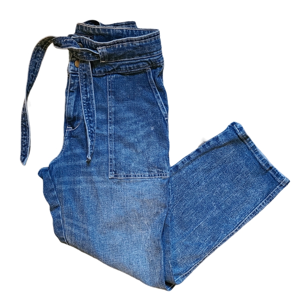 Abercrombie & Fitch Ultra High Rise Straight Jeans